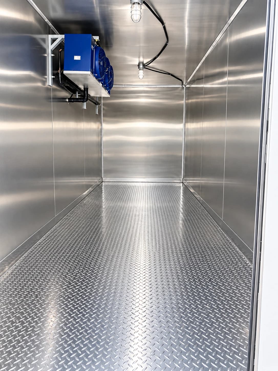 Reference view of an insulated refrigerated storage interior